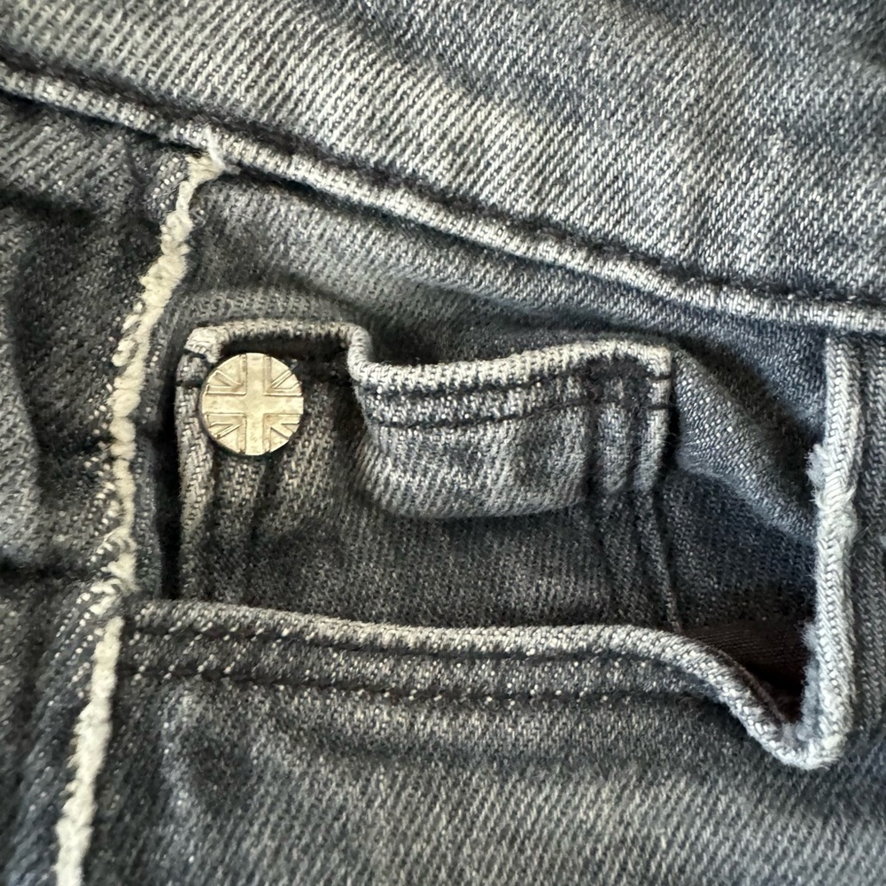Hudson Jeans Straight Leg in High Waisted Size 24 - Picture 7 of 7